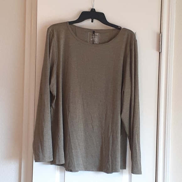 Universal Standard Mia Long Sleeve Easy Tee M 18-20 - Picture 2 of 4